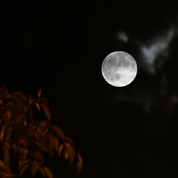 연길시 한가위 보름달4
